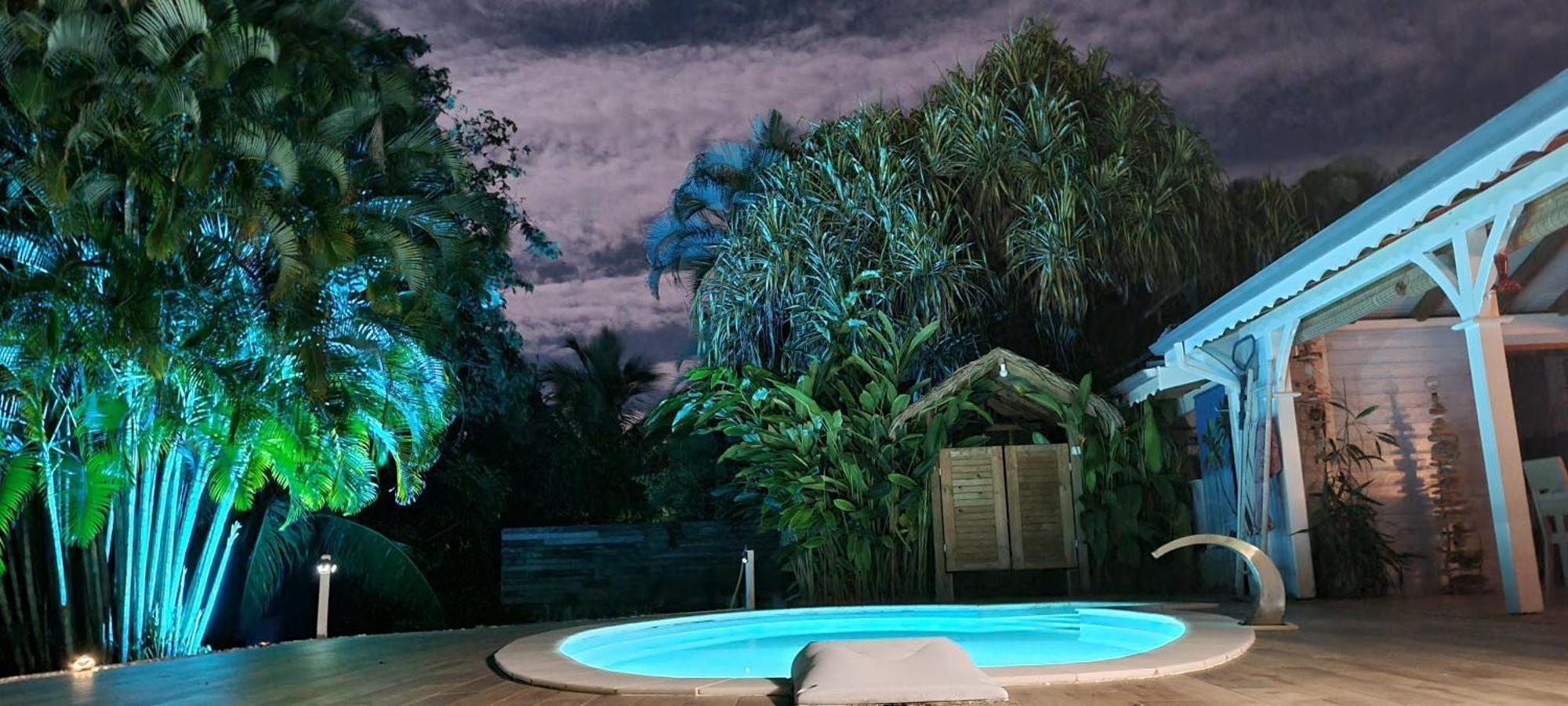 Gite Kaz A Topaze, Piscine, Jardin Tropical Sainte-Rose Dış mekan fotoğraf