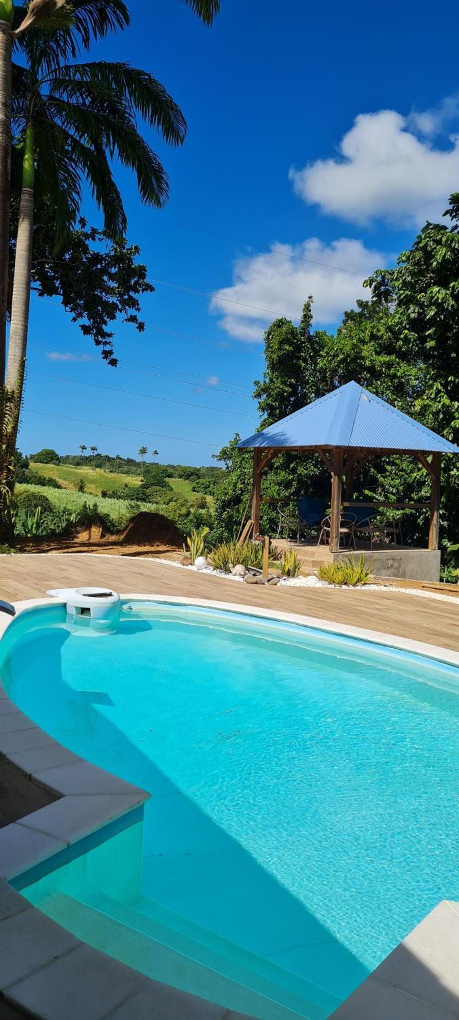 Gite Kaz A Topaze, Piscine, Jardin Tropical Sainte-Rose Dış mekan fotoğraf